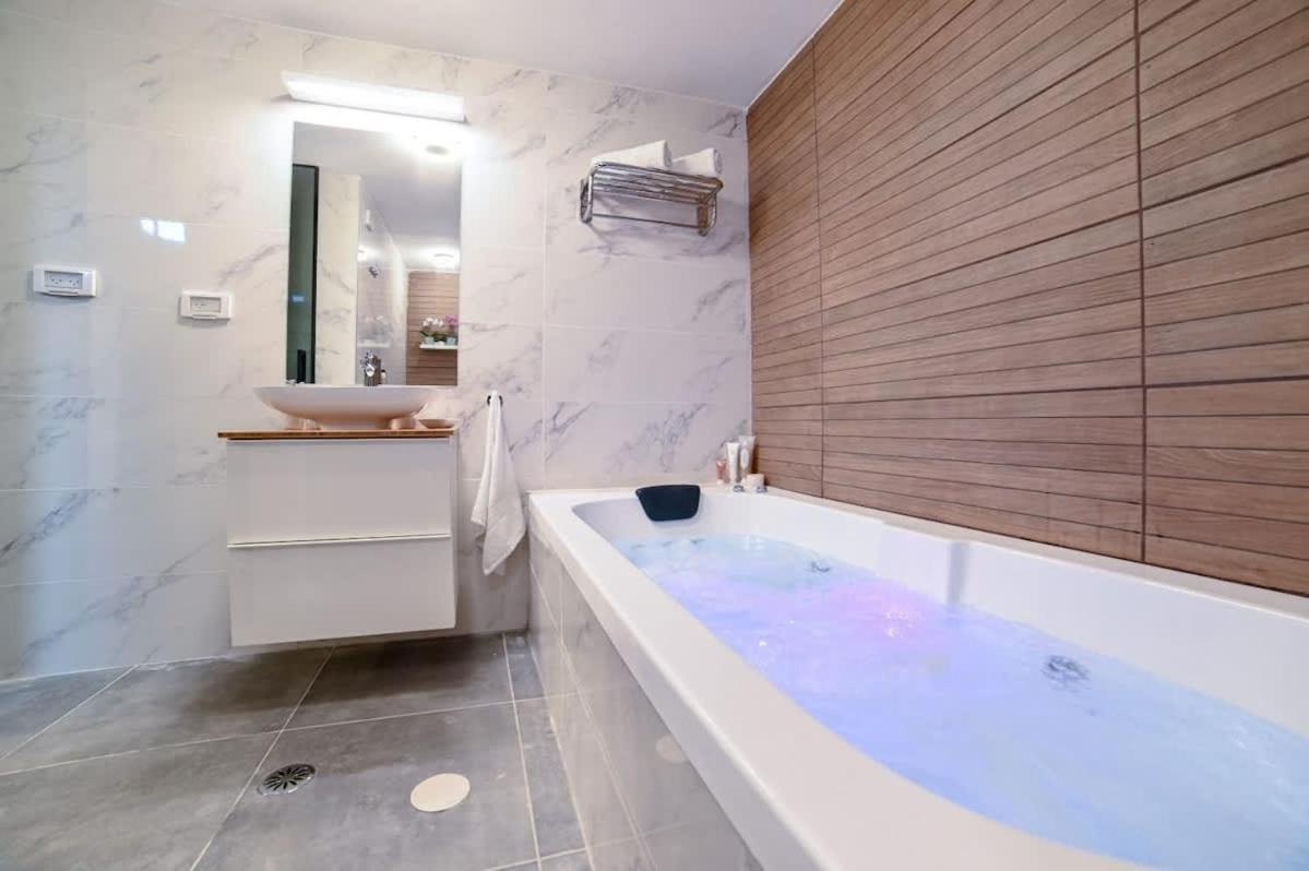 Loft Hagalil Тверия Экстерьер фото